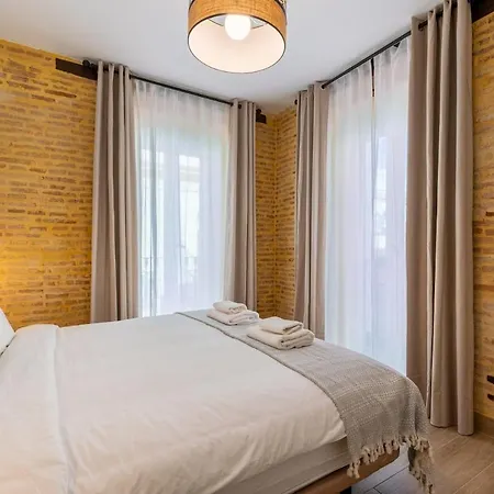 Aurora Nueva Casa Maestranza Catedral Parking Apartment Seville